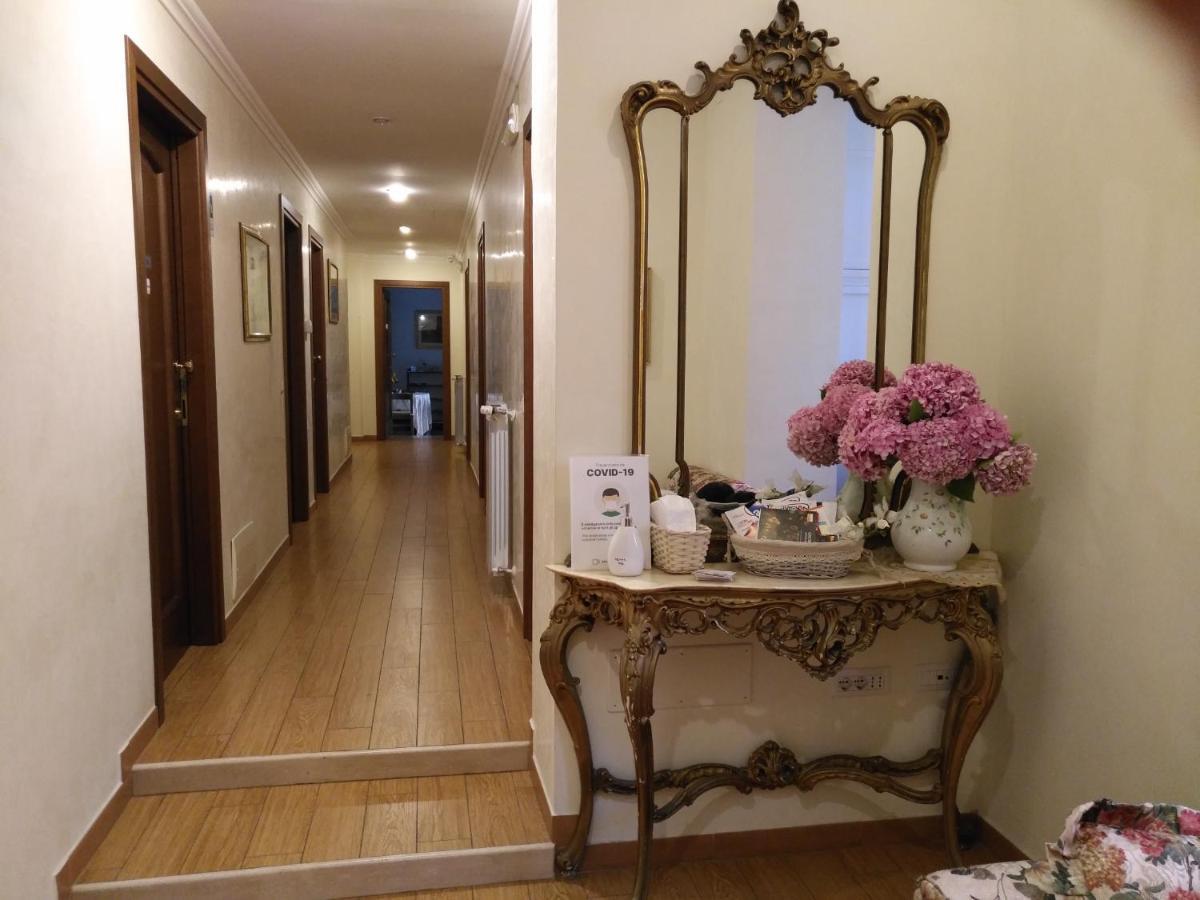 Tucci'S Roma Guest House Dış mekan fotoğraf