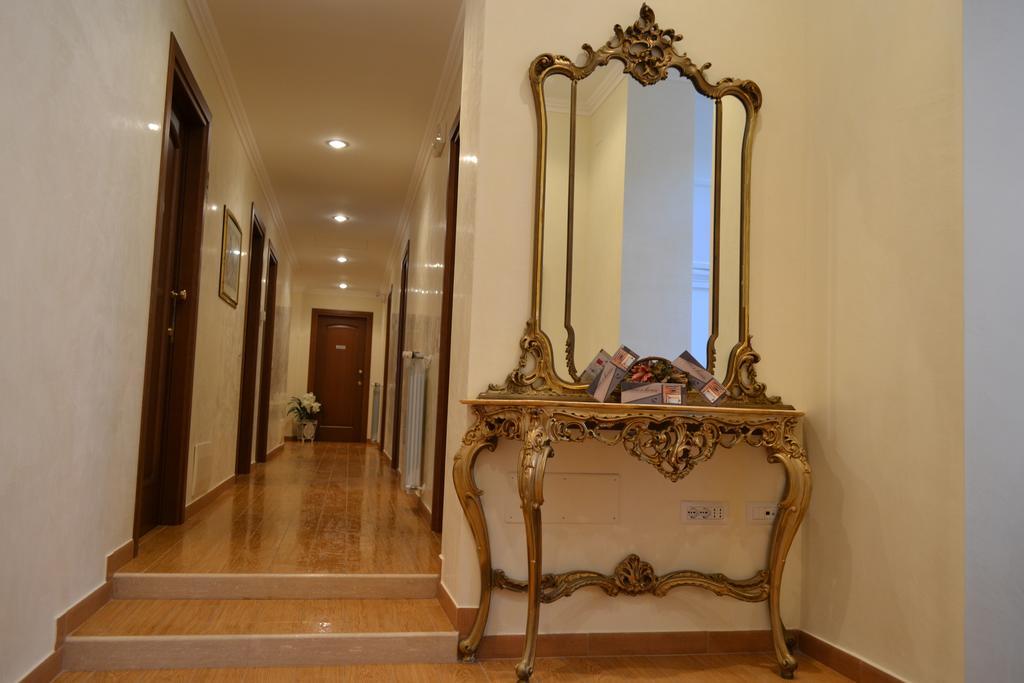 Tucci'S Roma Guest House Oda fotoğraf